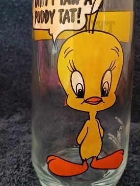 Tweety Bird Clear Drinking Glass Yellow Orange Cartoon Arbys 1966 Collectible